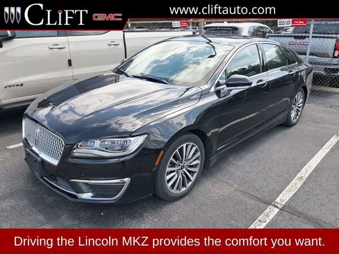 Used 2020 Lincoln MKZ FWD image 1