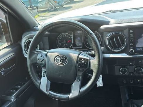 Certified 2023 Toyota Tacoma TRD Sport w/ TRD Premium Sport Package AWD/4WD image 19
