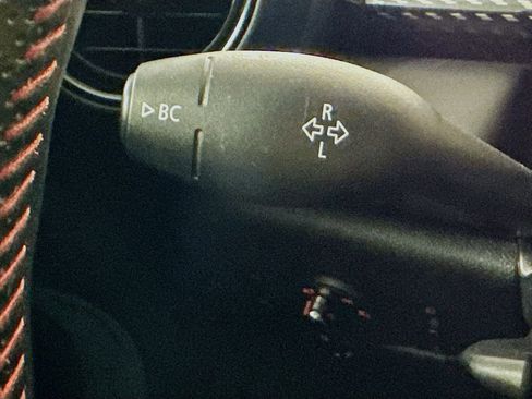 Used 2019 MINI Cooper S w/ Signature Upholstery Package image 13