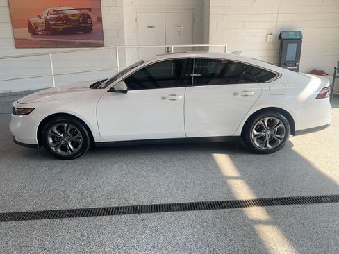 Used 2023 Honda Accord EX image 5