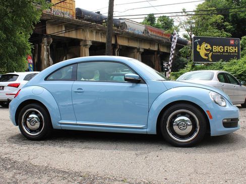Used 2013 Volkswagen Beetle 2.5 FWD image 8