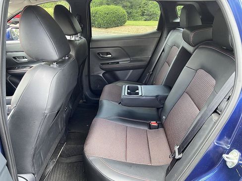 Certified 2025 Nissan Kicks SR FWD image 12