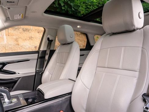 Used 2021 Land Rover Range Rover Evoque SE image 22