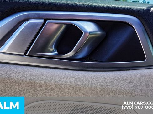 Used 2022 BMW i4 eDrive40 image 59