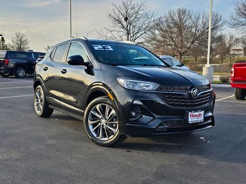 Certified 2023 Buick Encore GX Select FWD image 2