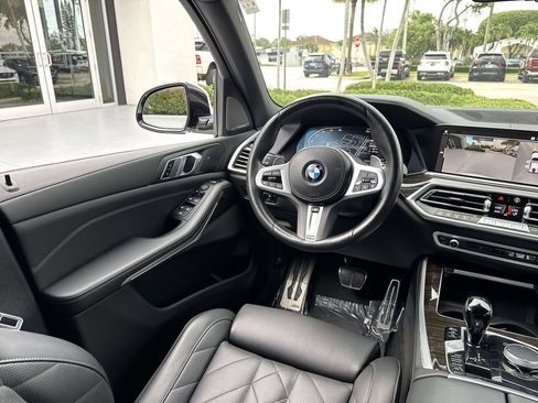 Used 2023 BMW X5 xDrive40i w/ M Sport Package AWD/4WD image 21