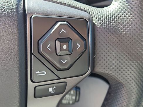 Used 2023 Toyota Tacoma TRD Off-Road w/ TRD Premium Off Road Package image 35