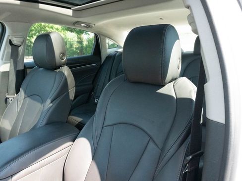 Used 2019 Buick LaCrosse Essence w/ Sun and Shade Package AWD/4WD image 18