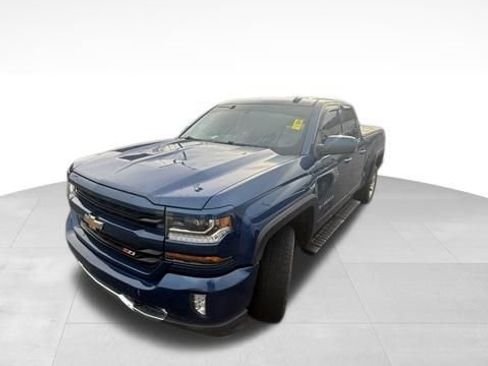 Used 2017 Chevrolet Silverado 1500 LT w/ All Star Edition AWD/4WD image 3
