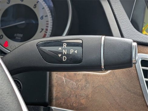 Used 2016 Mercedes-Benz E 350 Sedan w/ Premium Package image 31