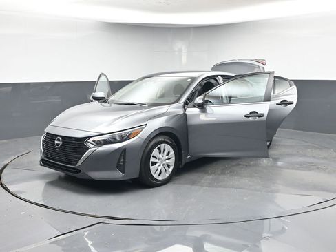 Used 2024 Nissan Sentra S image 51