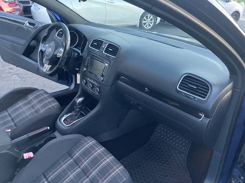 Used 2011 Volkswagen GTI 2-Door FWD image 22