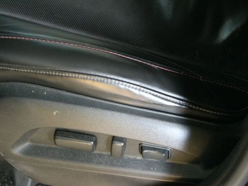 Used 2014 Chevrolet Equinox LT w/ Safety Package image 13