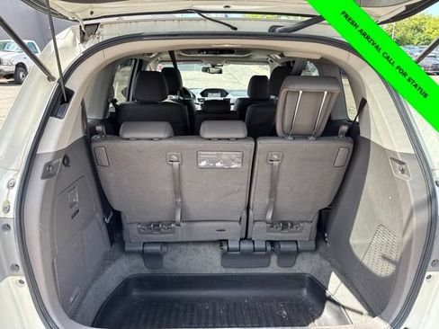 Used 2015 Honda Odyssey Touring Elite image 16