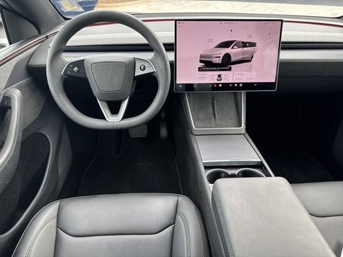 Used 2026 Tesla Model Y 2WD image 23