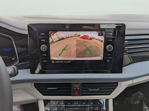 New 2026 Volkswagen Jetta SE FWD image 23
