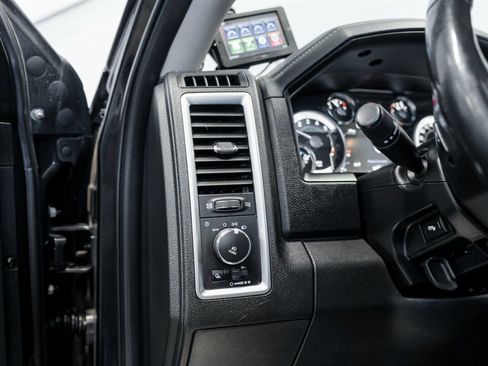 Used 2015 RAM 3500 Laramie Longhorn image 22