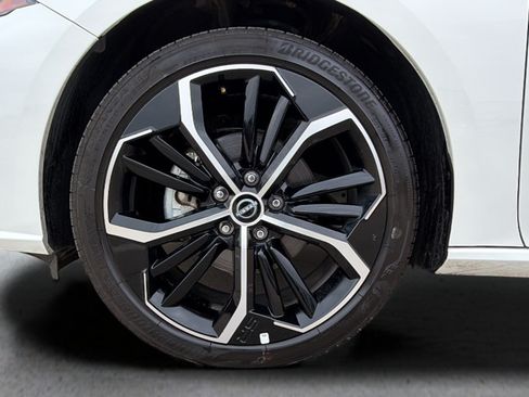 Certified 2026 Nissan Altima 2.5 SR FWD image 24