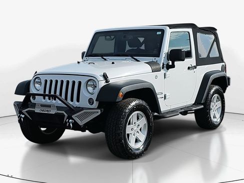 Used 2018 Jeep Wrangler Sport image 10