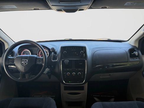 Used 2016 Dodge Grand Caravan SE w/ Quick Order Package 29E SE FWD image 22