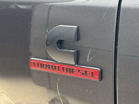 New 2026 RAM 2500 Laramie AWD/4WD image 8