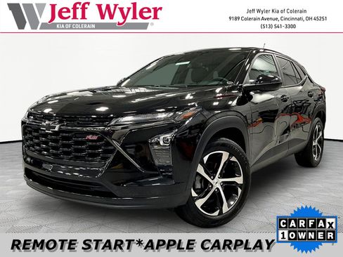 Used 2024 Chevrolet Trax RS w/ Sunroof Package FWD image 1