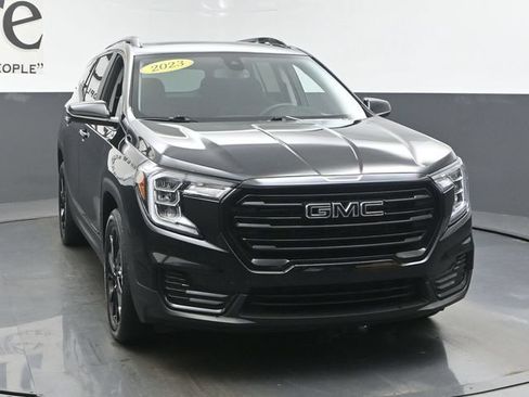 Used 2023 GMC Terrain SLE w/ Driver Convenience Package FWD image 50
