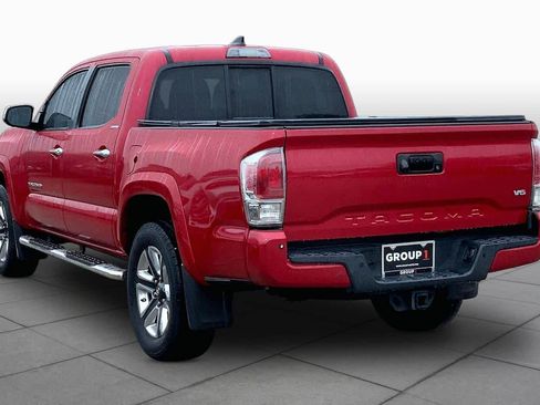 Used 2016 Toyota Tacoma Limited w/ Towing Package RWD image 12