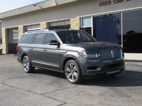 Used 2018 Lincoln Navigator L Reserve w/ Technology Package image 1