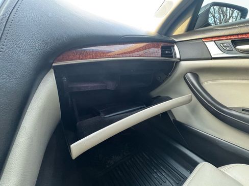 Used 2018 Cadillac CTS Standard image 18