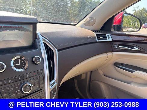 Used 2012 Cadillac SRX Luxury FWD image 17