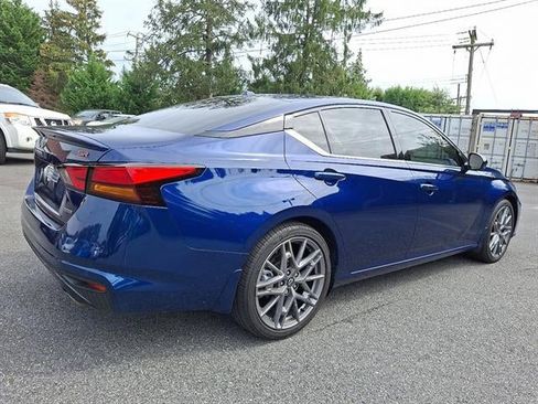 Certified 2024 Nissan Altima 2.0 SR image 6