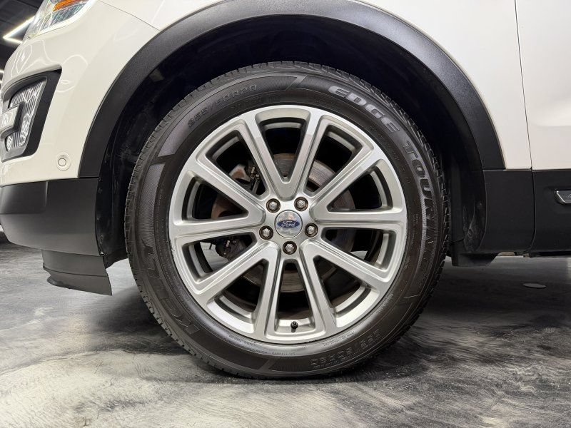 Used 2016 Ford Explorer Limited w/ Equipment Group 303A AWD/4WD image 23