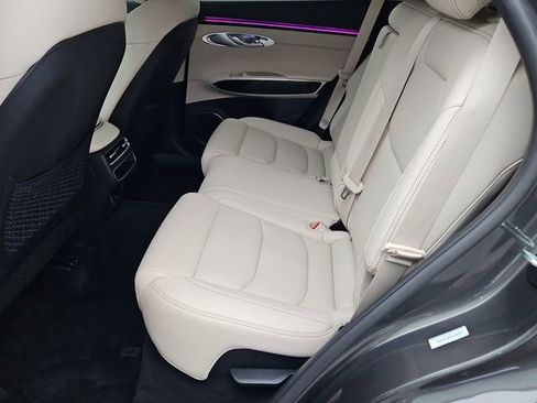 Used 2026 Genesis GV70 2.5T image 13