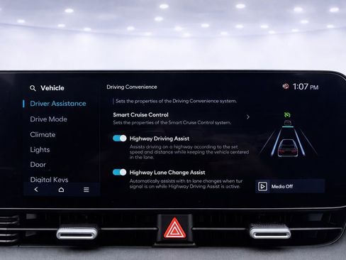 Used 2025 Hyundai Ioniq 5 SEL image 29