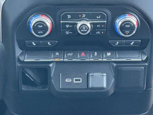 Certified 2022 GMC Sierra 1500 Elevation RWD image 22