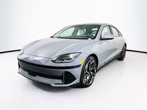 Used 2023 Hyundai Ioniq 6 SEL RWD image 3