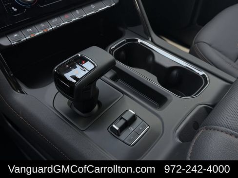 New 2026 GMC Sierra 1500 AT4 w/ AT4 Premium Package AWD/4WD image 15