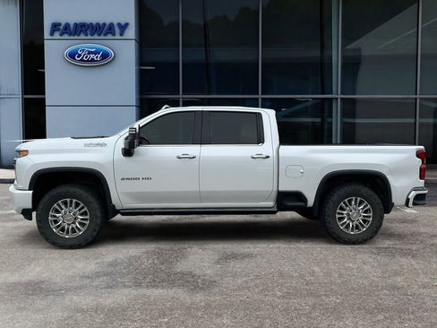 Used 2023 Chevrolet Silverado 2500 High Country AWD/4WD image 7