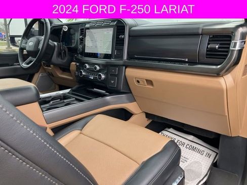 Used 2024 Ford F250 Lariat w/ Lariat Ultimate Package image 12