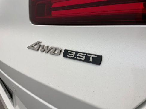 Used 2025 Genesis GV80 3.5T Prestige image 9