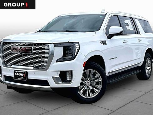 Used 2022 GMC Yukon XL Denali w/ Advanced Technology Package RWD image 1