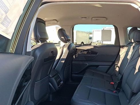 New 2026 Lincoln Nautilus Premier w/ Jet Appearance Package AWD/4WD image 5