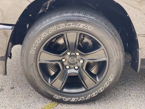 Used 2022 RAM 1500 Big Horn RWD image 12