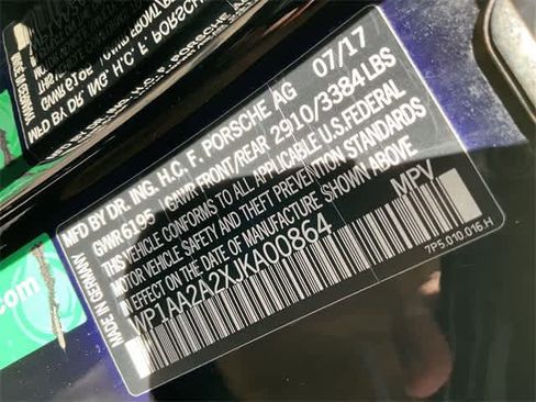 Used 2018 Porsche Cayenne Platinum Edition image 28