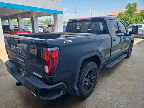 Used 2021 GMC Sierra 1500 Elevation w/ LPO, Elevation Black Package AWD/4WD image 7