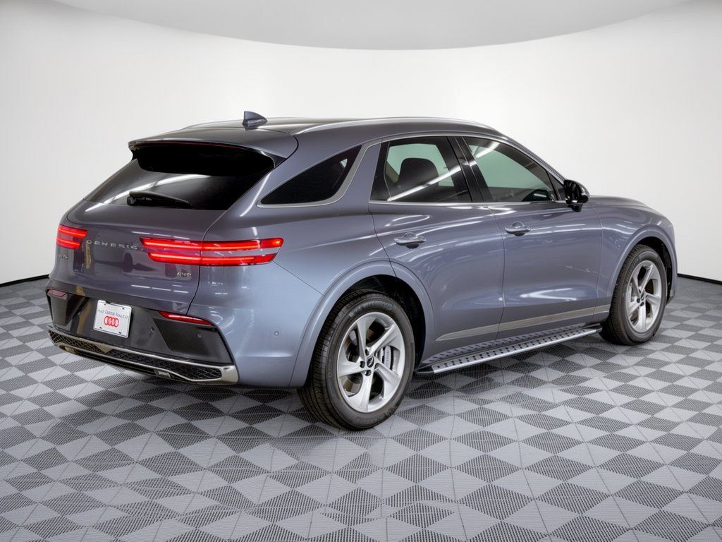 Used 2026 Genesis GV70 2.5T Advanced AWD/4WD image 9