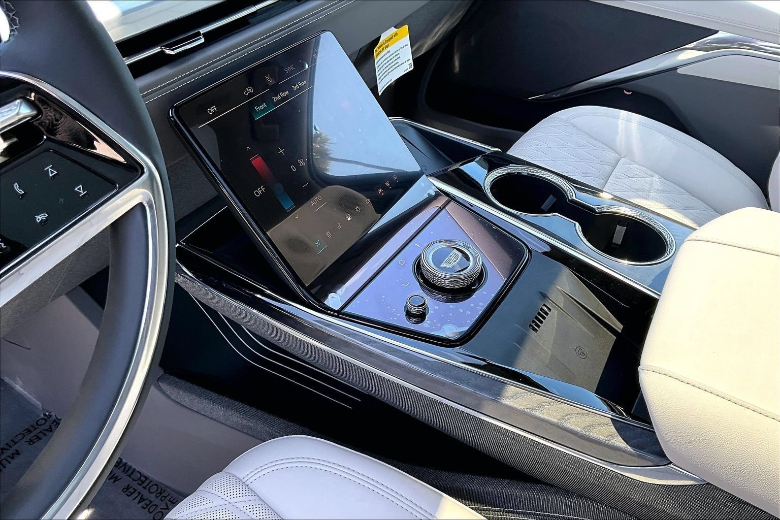 Used 2026 Cadillac Escalade IQL Luxury w/ LPO, Floor Liner Package AWD/4WD image 10