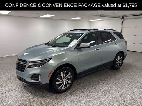 Used 2022 Chevrolet Equinox LT image 3