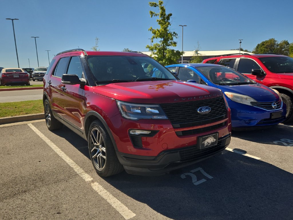 Used 2018 Ford Explorer Sport w/ Ford Safe & Smart Package AWD/4WD image 4